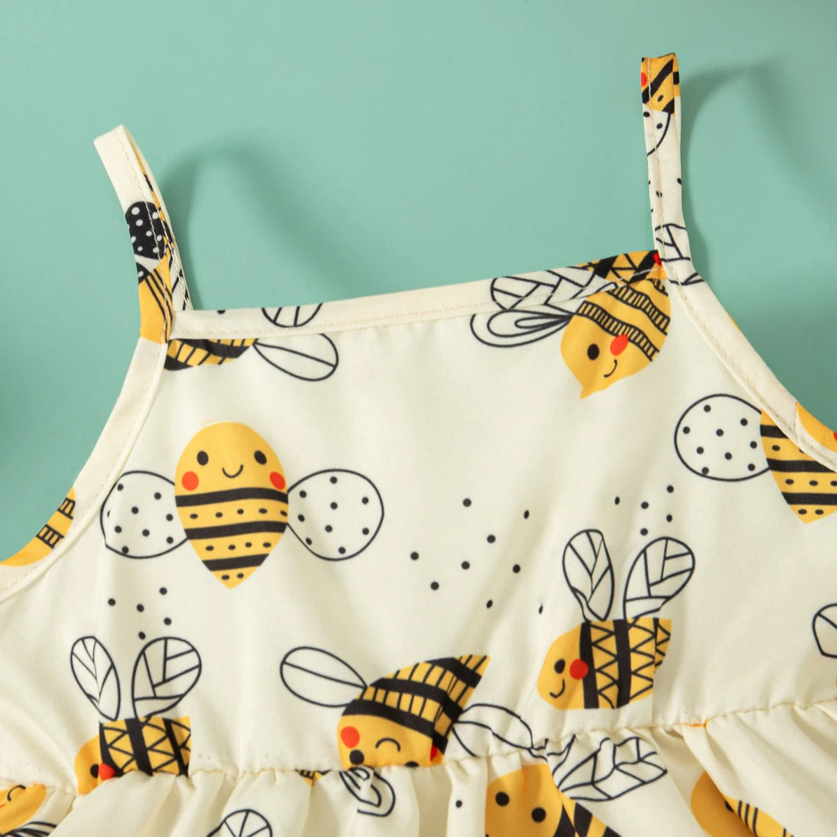 Conjunto Abelhinha – Vestido e Chapéu de Verão
